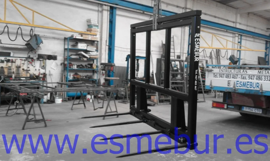 maquinaria-agricola-cazos-palas-implementos-burgos-esmebur