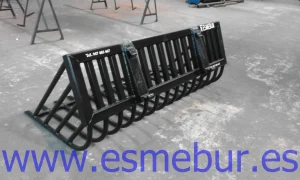 maquinaria-agricola-cazos-palas-implementos-burgos-esmebur