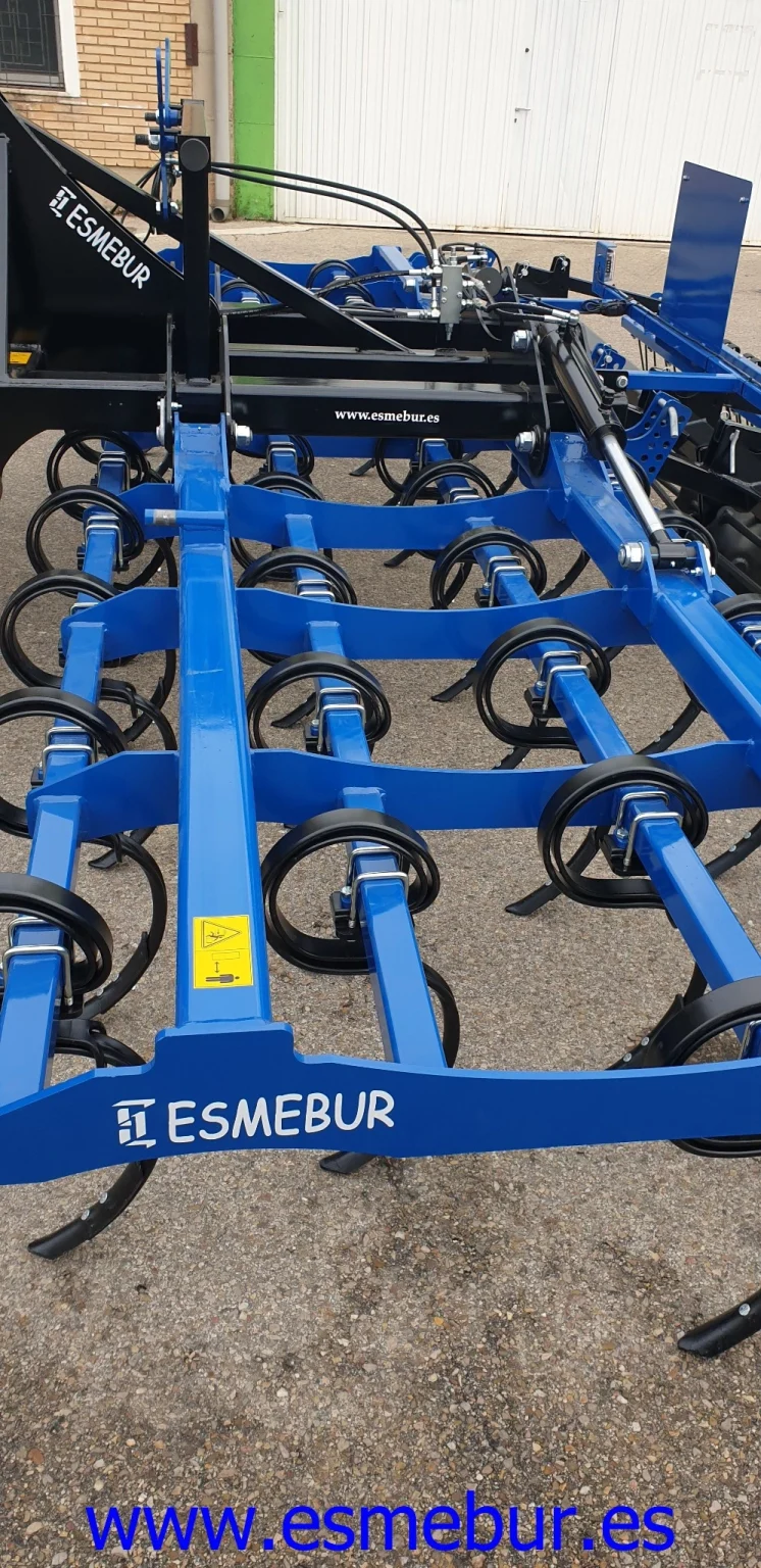 maquinaria-agricola-preparadores-siembra-en-burgos-esmebur