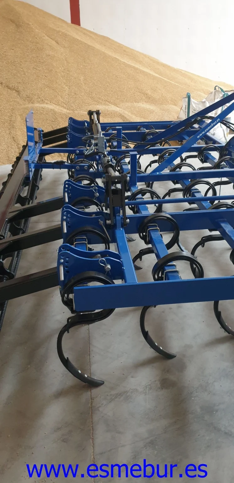 maquinaria-agricola-preparadores-siembra-en-burgos-esmebur