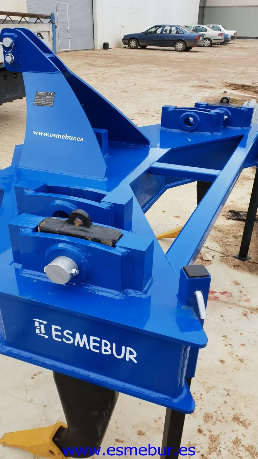 maquinaria-agricola-subsoladores-especiales-en-burgos-esmebur