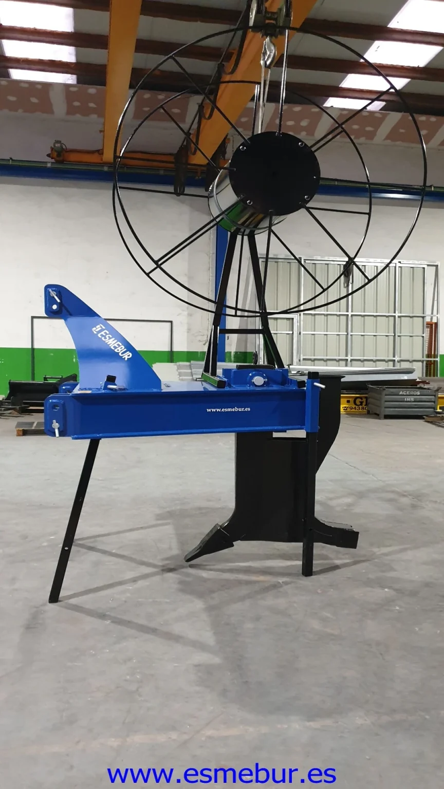 maquinaria-agricola-subsoladores-especiales-en-burgos-esmebur