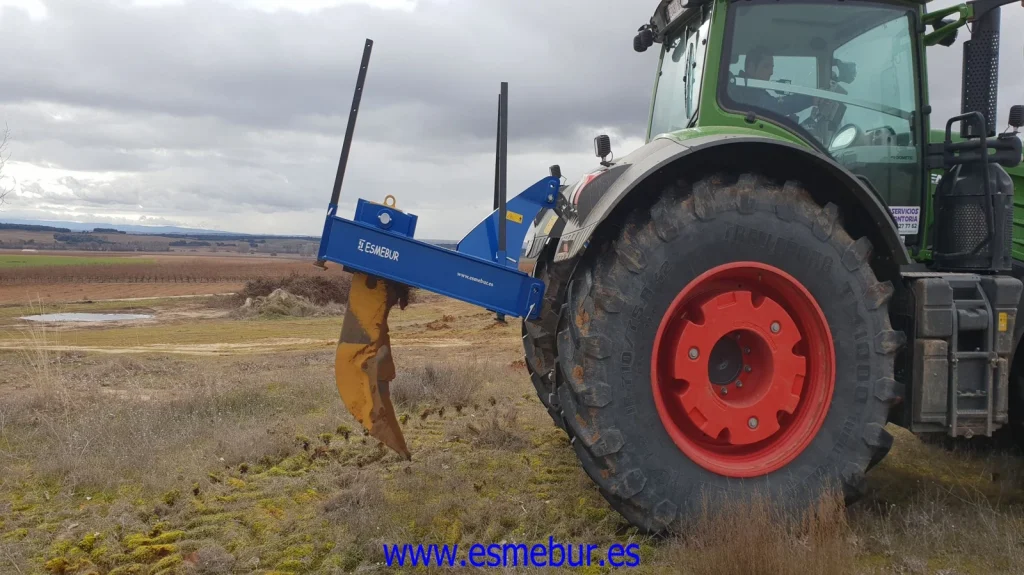 maquinaria-agricola-subsoladores-especiales-en-burgos-esmebur