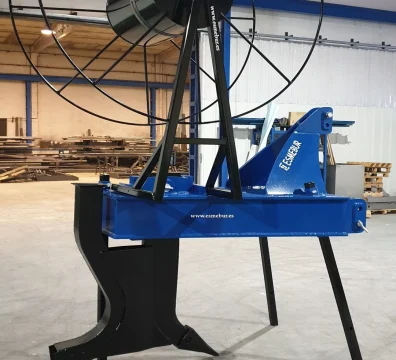 maquinaria-agricola-subsoladores-especiales-en-burgos-esmebur