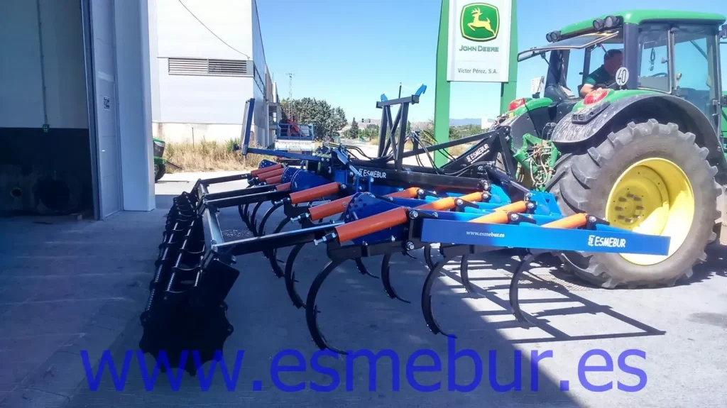 maquinaria-agricola-chisel-en-burgos-esmebur